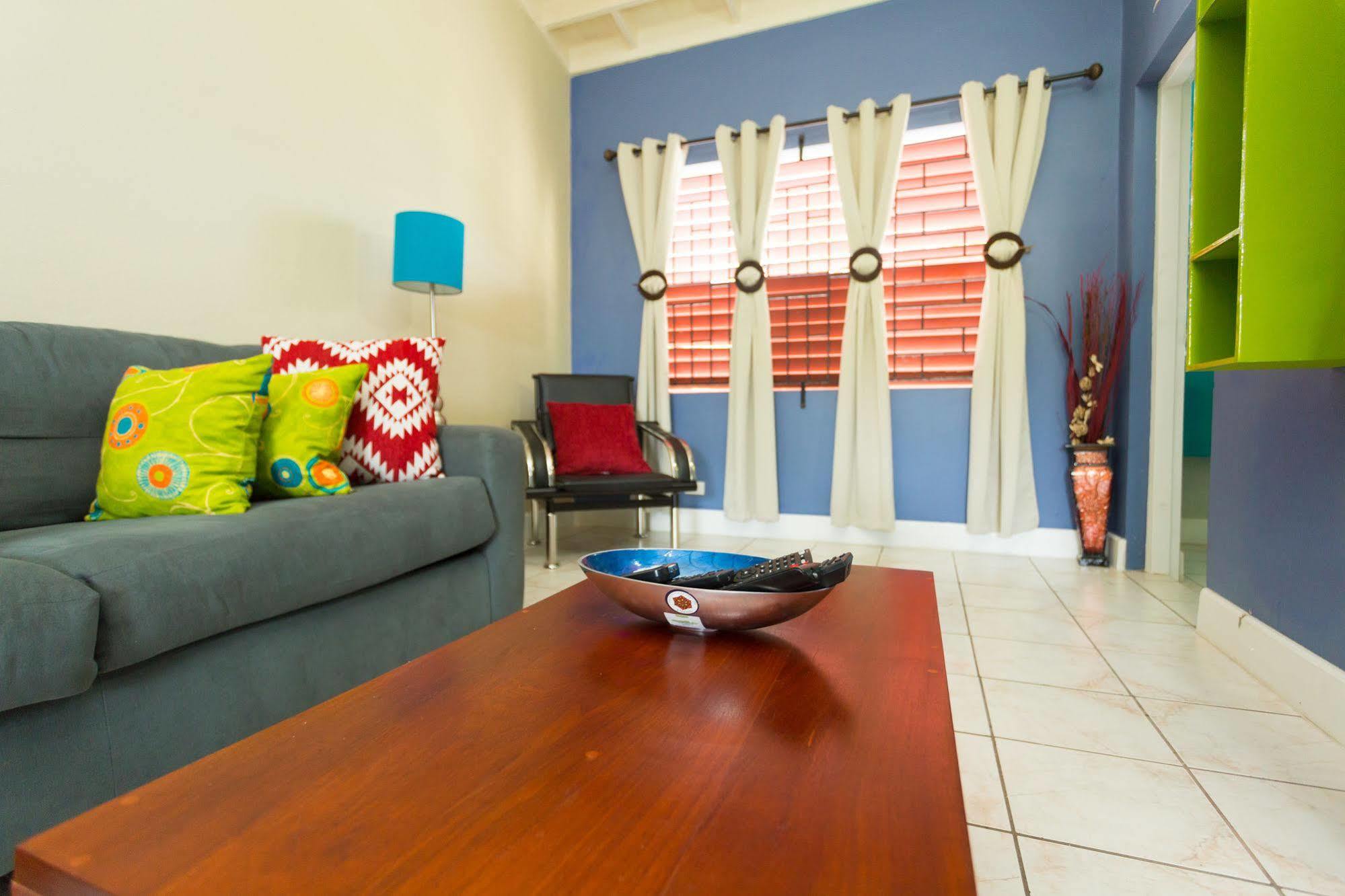 Casa Tamar Guest Apartment Kingston Zewnętrze zdjęcie